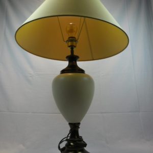 Schemerlamp met grote kap