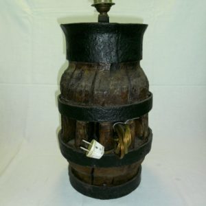 Lampenvoet op naaf karrenwiel