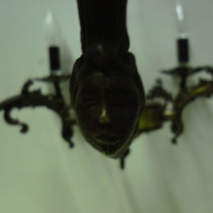 Oude koperen hanglamp