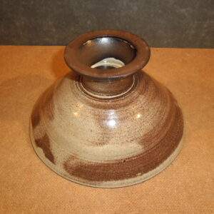 Schaal van dun aardewerk