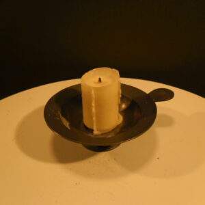 Tinnen kandelaar B.D