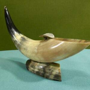 Asbak gemaakt van een horen