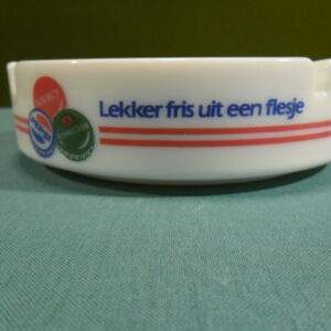 Asbak aardewerk - lekker fris uit een flesje
