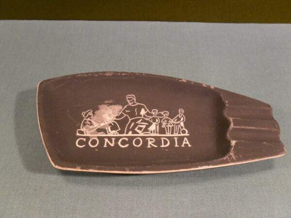Asbak aardewerk Concodia