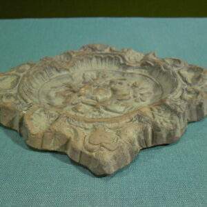 Asbak aardewerk ruitvorm met jacht tafereel