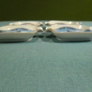 4 Asbakjes zonder houder. Souvenir uit New York