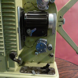 Eumig Wien projector 16 mm.Oude school projector