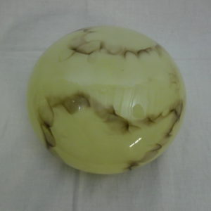 Oude glazen lampenbol