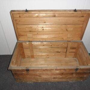 Oude houten reiskist