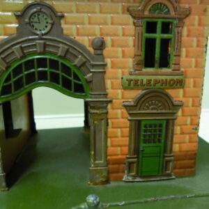 Zeer oud Marklin? station