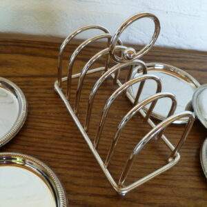 Set onderzetters in standaard, metaal