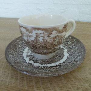 Set kop en schotels English Ironstone