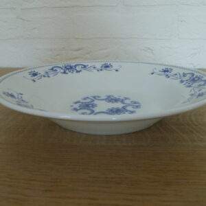 Rivanel, diep bord, made in France, blauwe bloem.