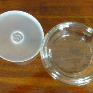 Glazen koekjesschaal met satiné deksel