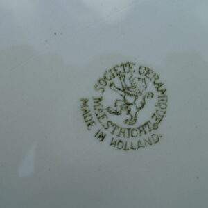 Ovale schaal, Maestricht, creme kleurig