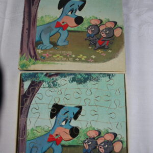 Alternative view of Huckleberry hond