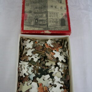 Alternative view of Oude puzzel van een gevelhuis