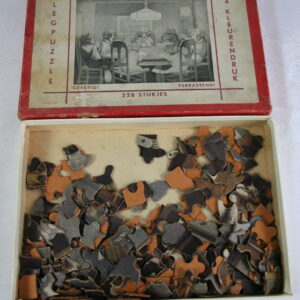 Alternative view of Oude puzzel   7 kaartende hondjes 4 kleurendruk