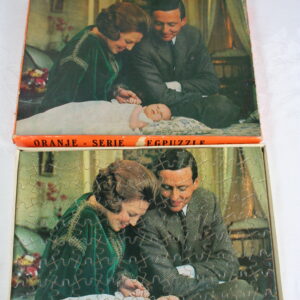 Alternative view of Orange legpuzzel Beatrix en Claus