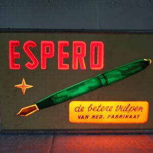 Alternative view of Espero pennen. Oude lichtreclame