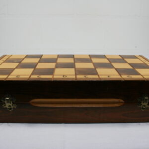 Alternative view of Schaakspel in opvouwbare houten box / koffer