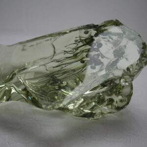 Alternative view of Glazen vormstuk ruw glas