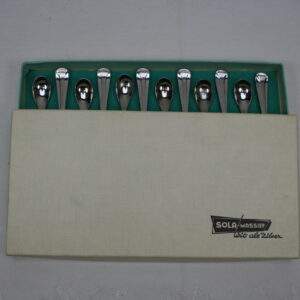 Alternative view of 12 Solamassief theelepeltjes