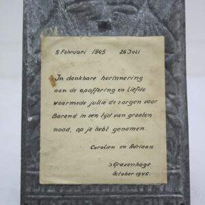 Alternative view of Zeldzame metalen wandtegel - Van Tyrannie Bevrijd