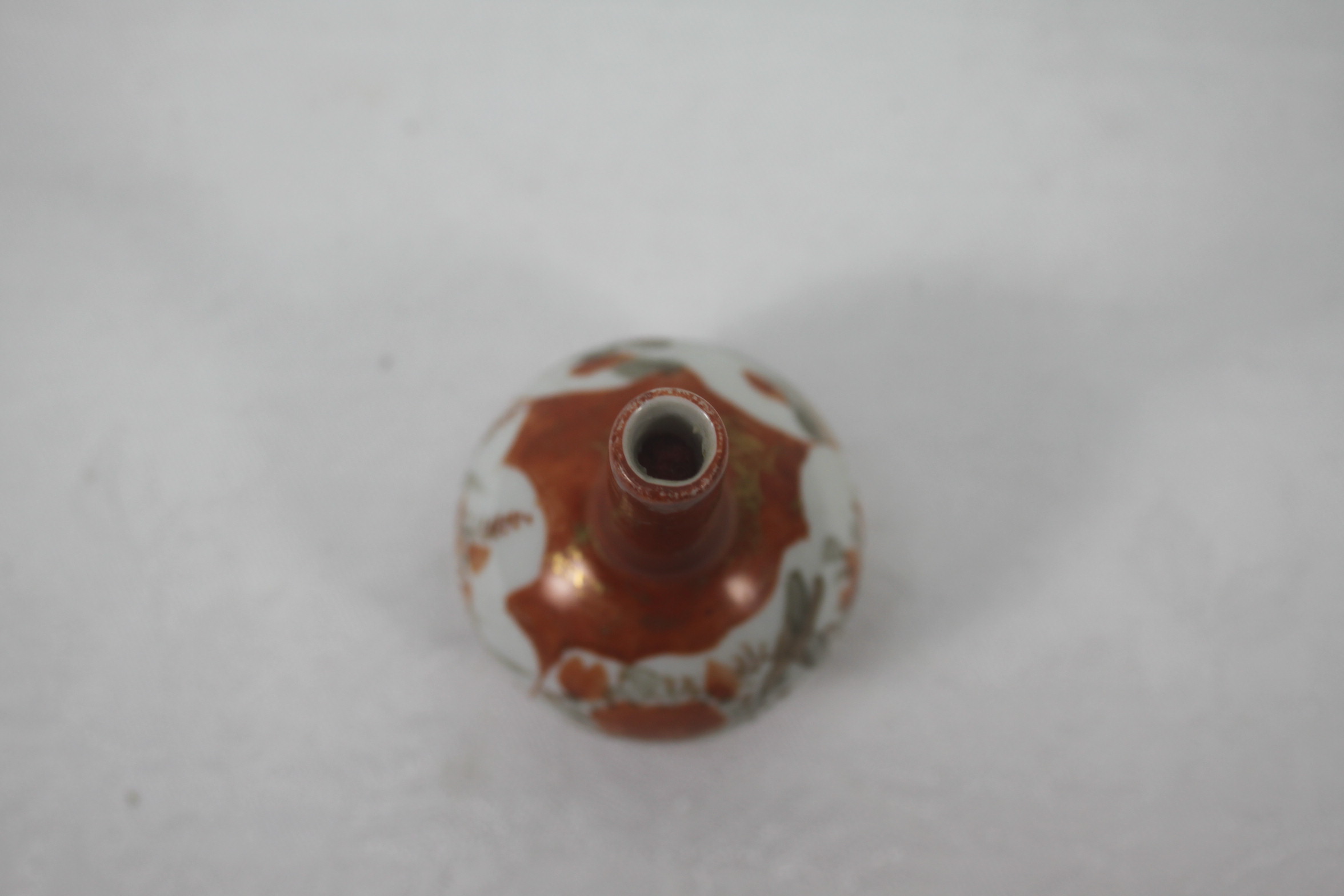 Japanse Meiji Kutani porseleinen bolvaasje - Afbeelding 5