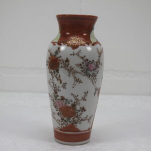 Japanse Meiji Kutani porseleinen vaasje